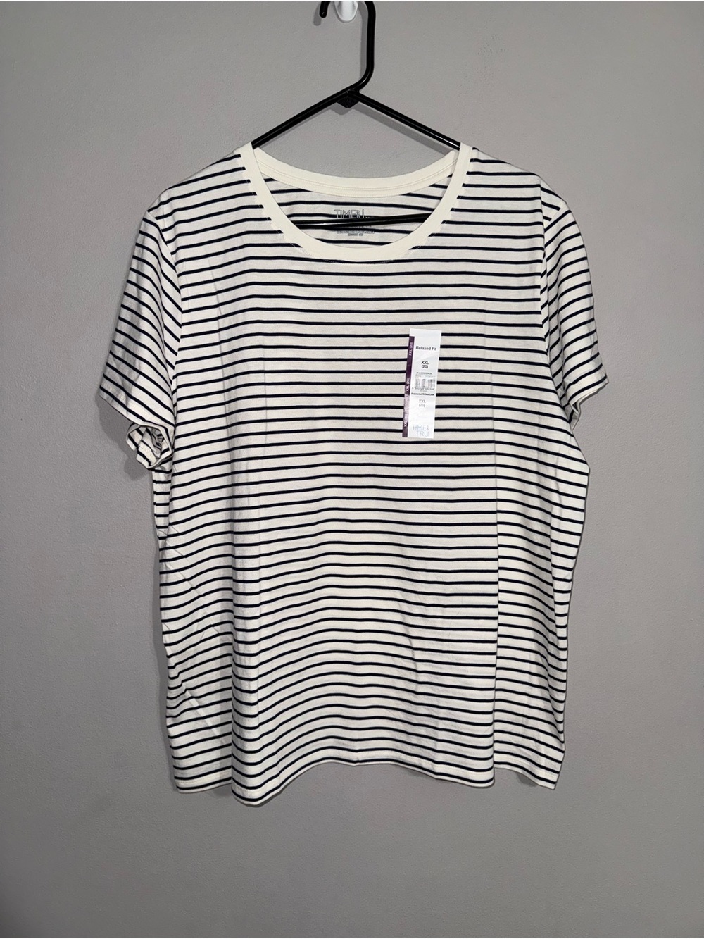 Time and Tru Women’s Black & Cream Striped Crew Neck Tee XXL